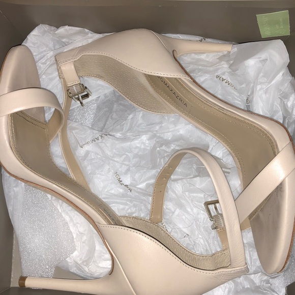 BCBG Shoes - BCBG Heels